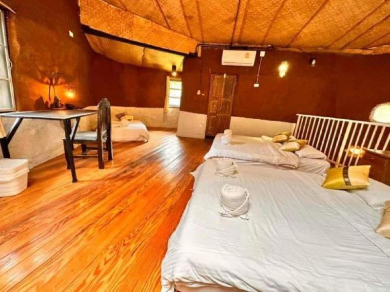 Hern Lhin Natural Resort Ban Pong  Exterior photo