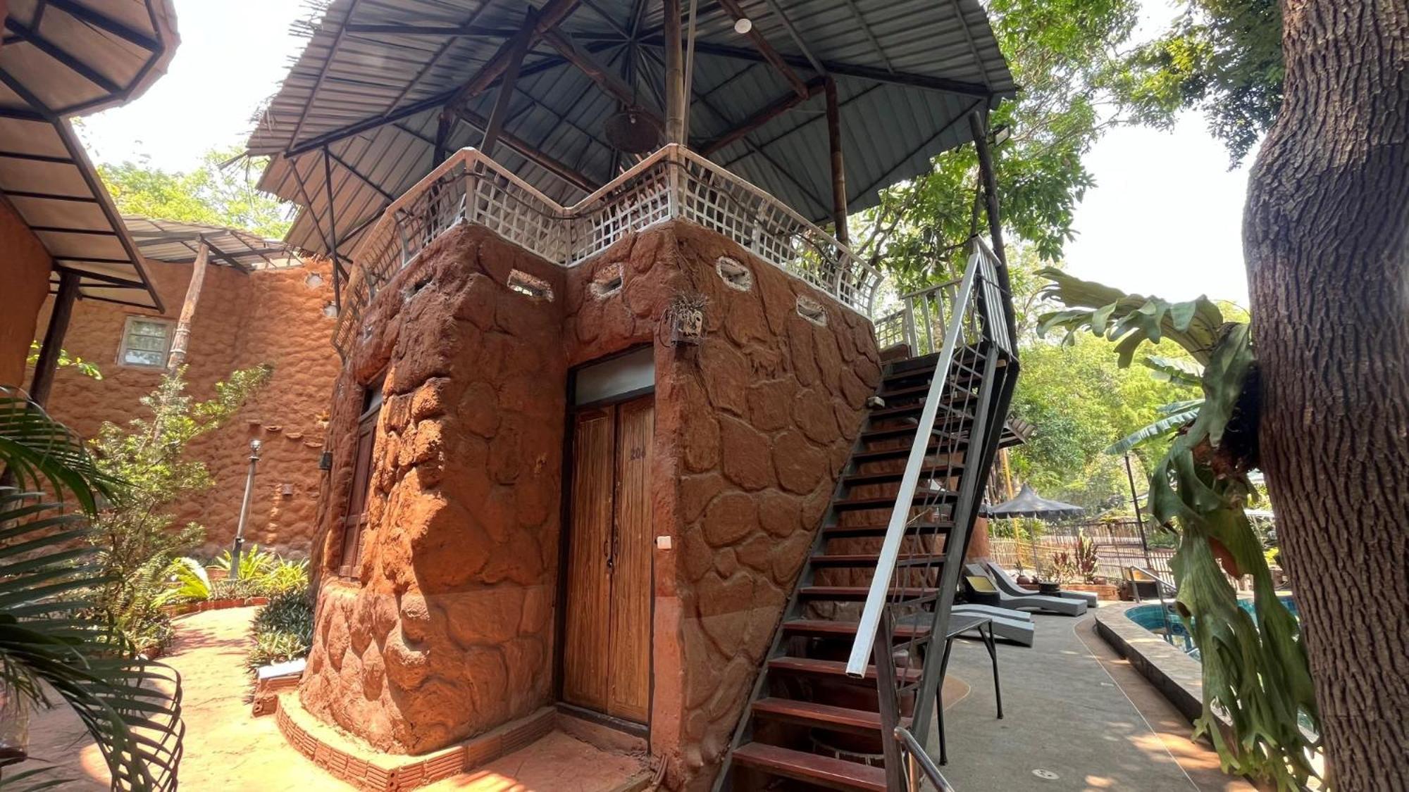 Hern Lhin Natural Resort Ban Pong  Exterior photo